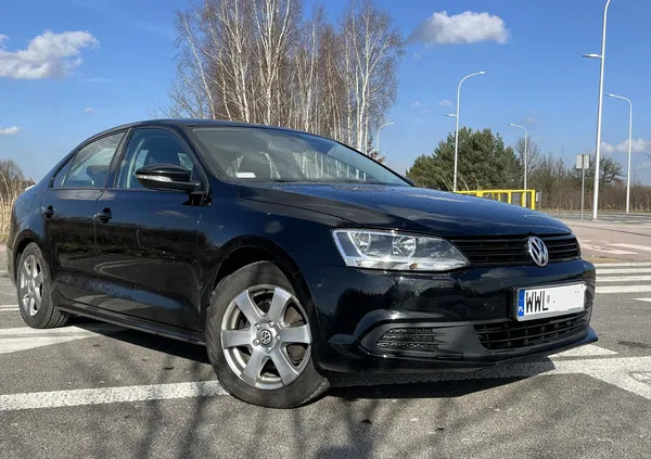 volkswagen jetta kobyłka Volkswagen Jetta cena 30500 przebieg: 233000, rok produkcji 2012 z Kobyłka